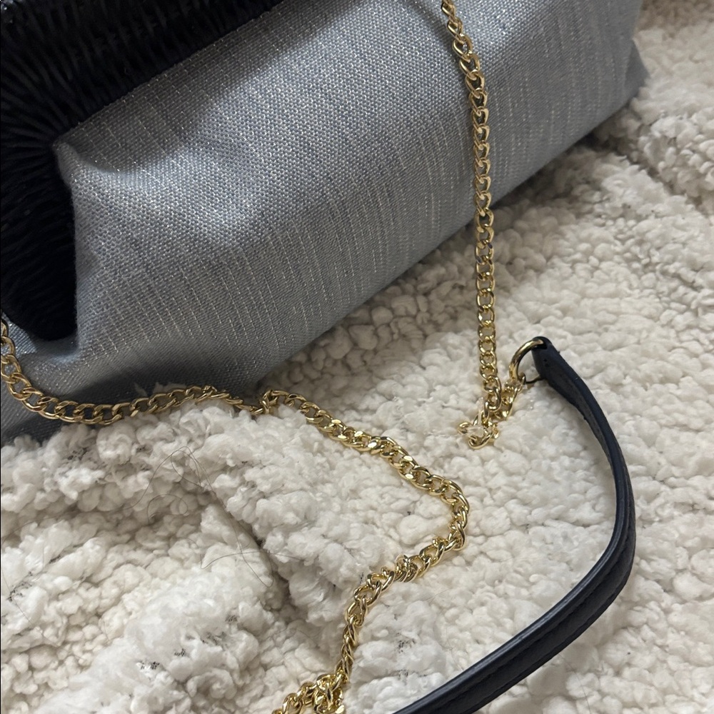 Chic Talbots Navy blue Wicker Lt. blue silver sparkle shoulder/crossbody purse - Picture 15 of 16
